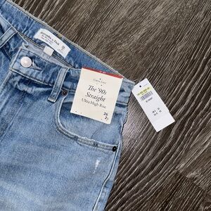 Curve Love The 90’s Straight Ultra High Rise Size 26 short